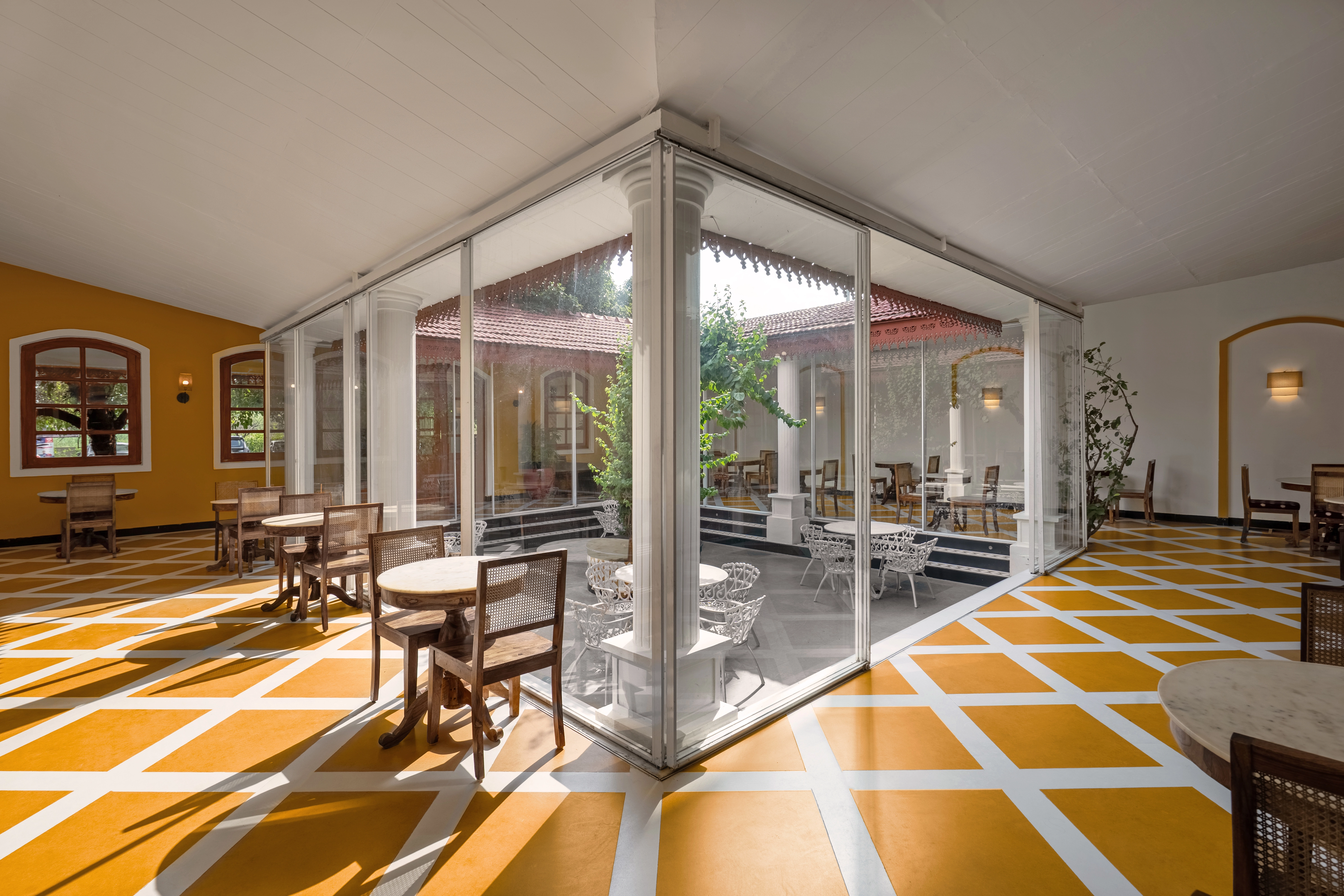 Colocal Noida - Cafe interior design